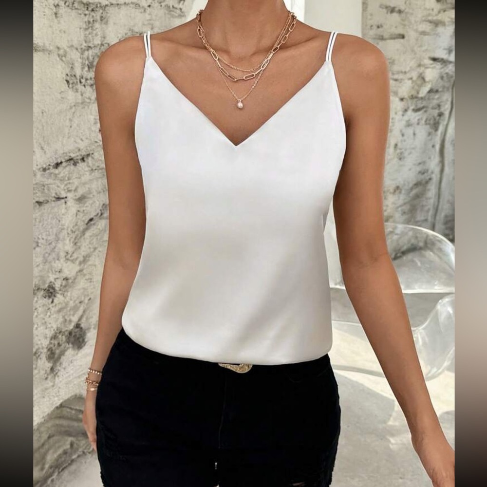 Luxe solid cami top - Picture 4 of 6